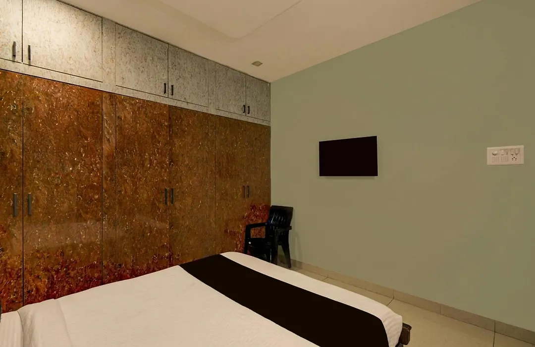Hotel O District Court Ranga Reddy Formerly Hanuma Residency-1
