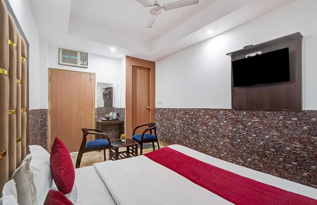 Hotel Smart Inn-Near Delhi Airport Free Airport Drop-1