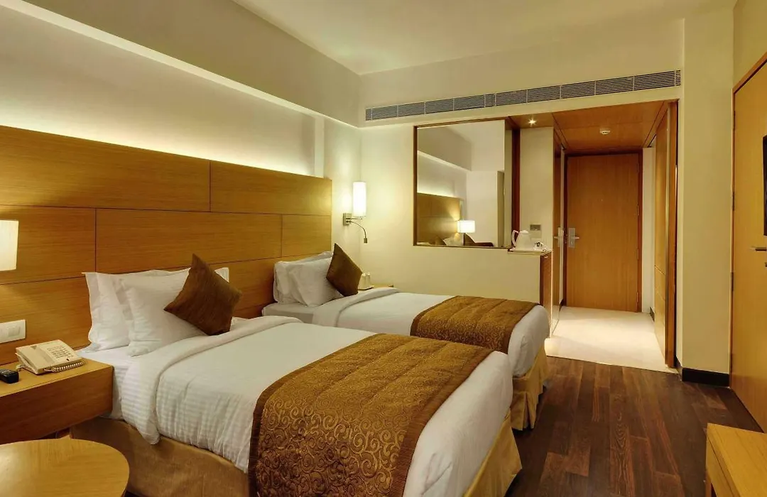 Hotel Platinum-1