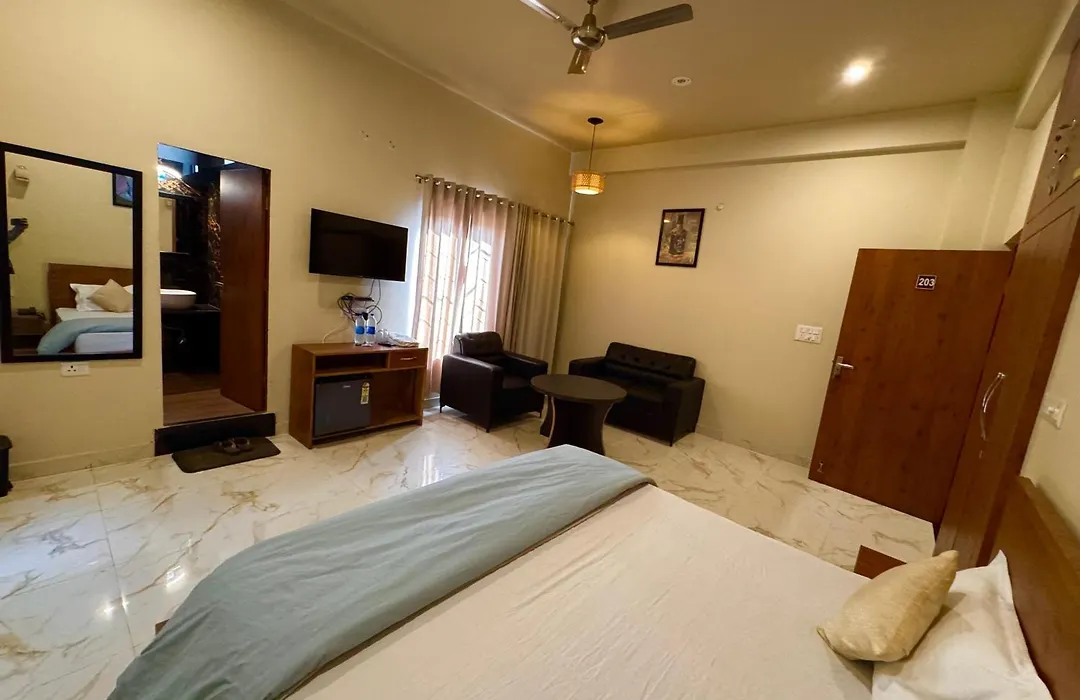 Hotel Green Hillock-1