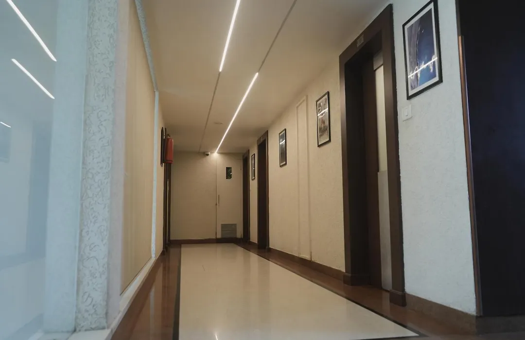 Hotel Rajhans Regent-1