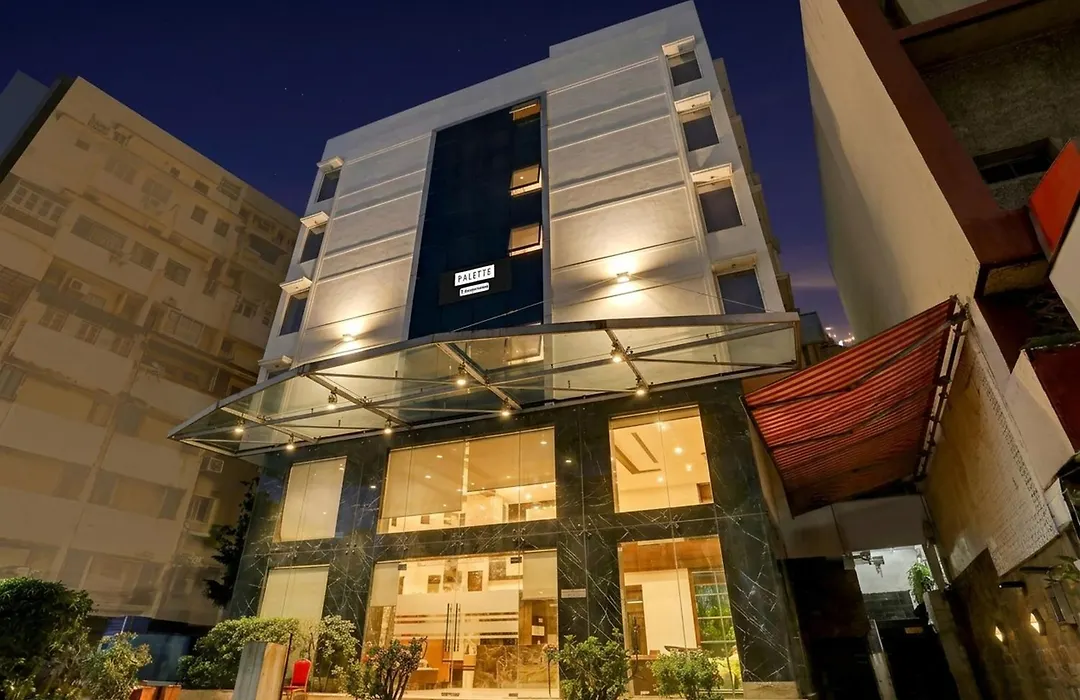 Palette By Checkin River Front Railway Station Formerly Host Inn-1