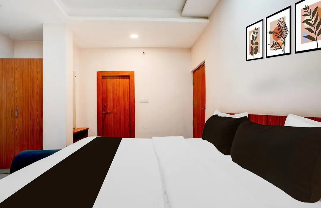 Super Townhouse Adityapuram Gwalior-1