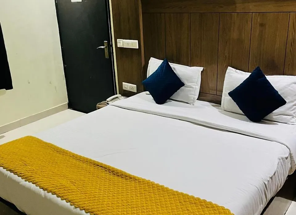 Majestic Plaza B & B At Airport-1