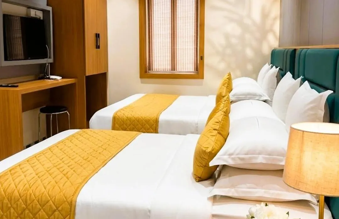 Hotel Jodiya - Near Cst-1
