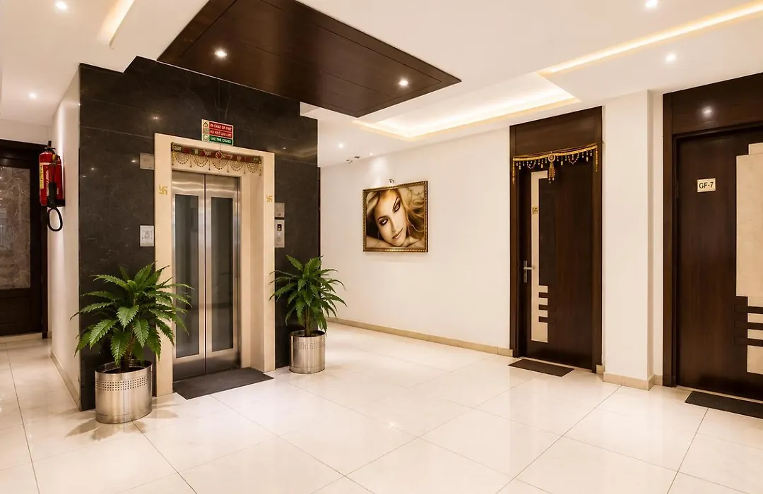 Hotel Krishna Deluxe-By Rcg Hotels Near New Delhi Train Station-1