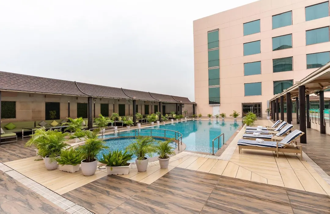 Radisson Blu Kaushambi Delhi Ncr-1