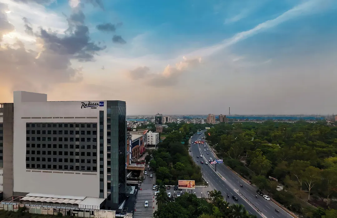 Radisson Blu Towers Kaushambi Delhi Ncr-1