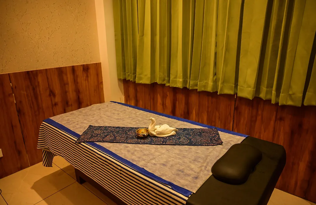 Emerald Clarks Inn Suites-1