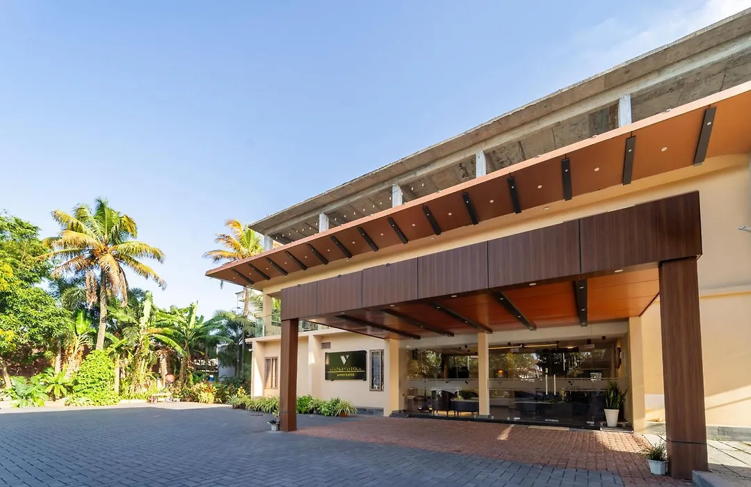 Treebo Grand Vistara Airport Suites, 500M From Cochin International Airport-1