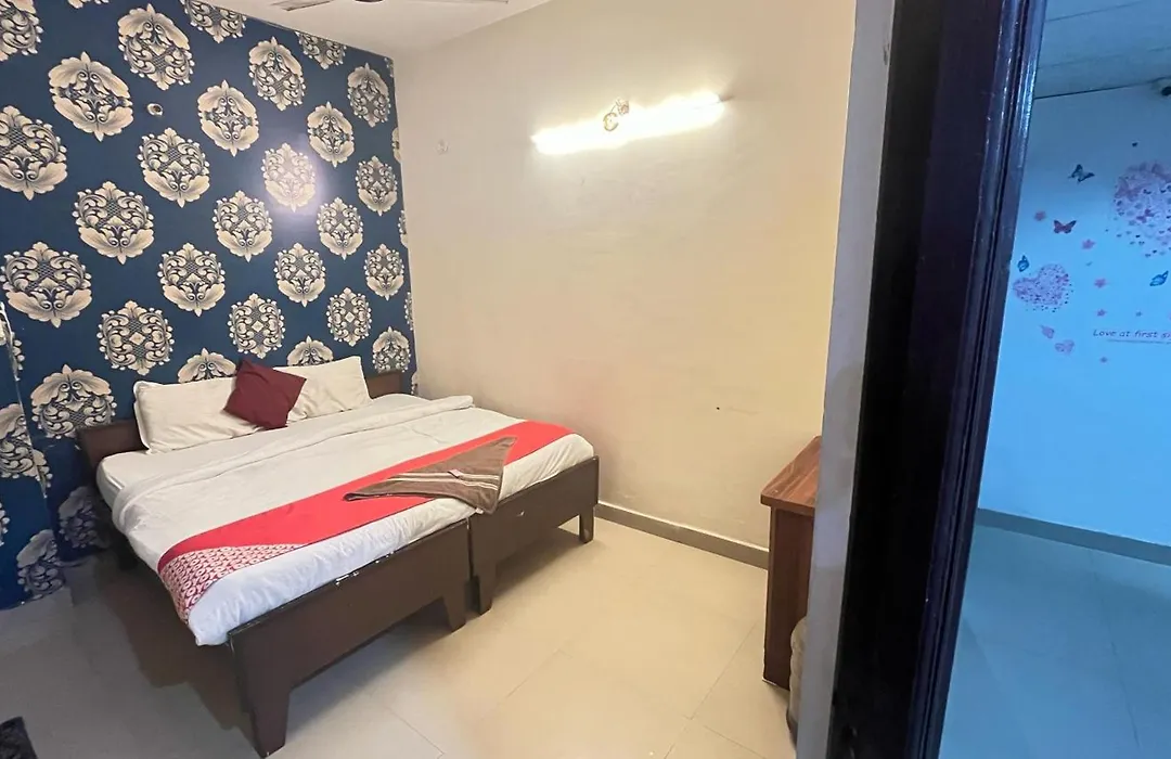 Hotel O Tara Patel-1