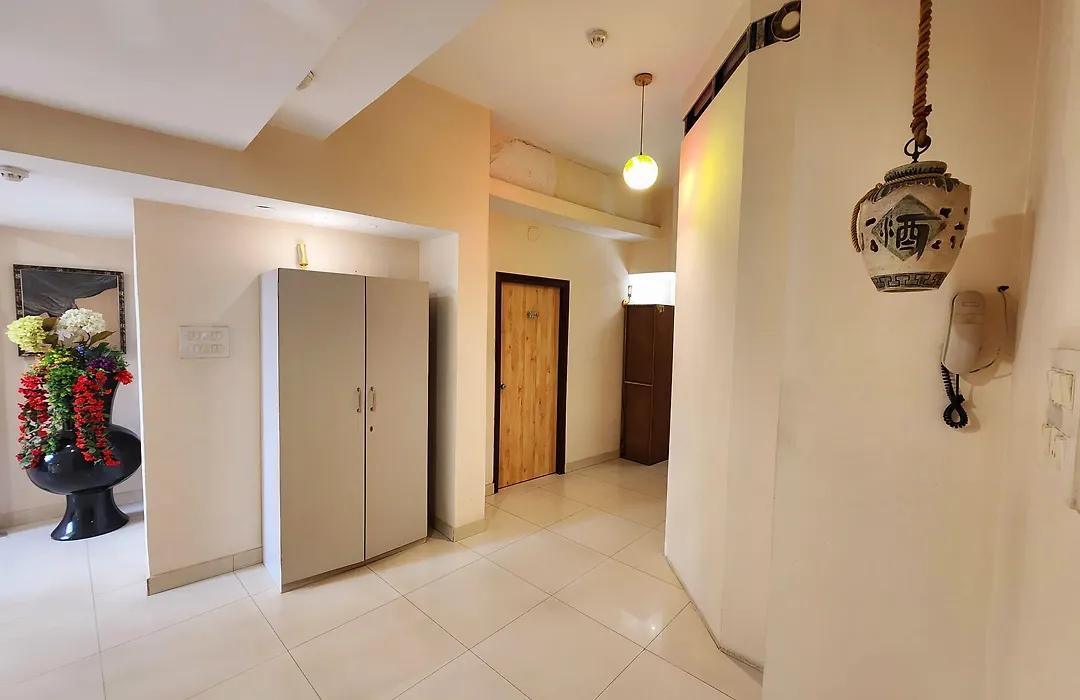 Hotel Housez 43-1