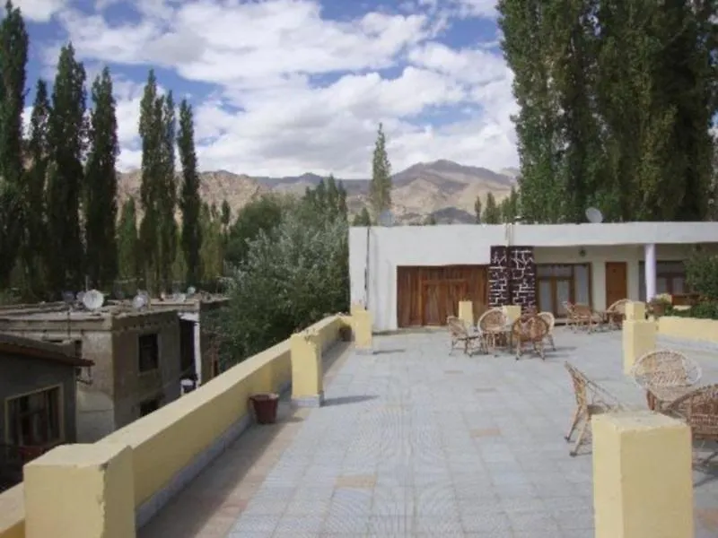 Hotel Pangong-1