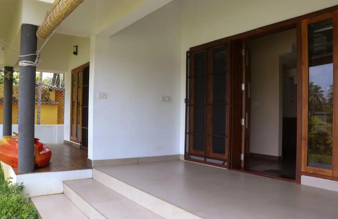 Water'S Edge Villas-1