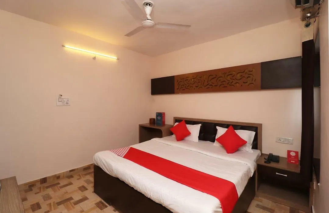 Oyo 4358 Hotel Mahima-1