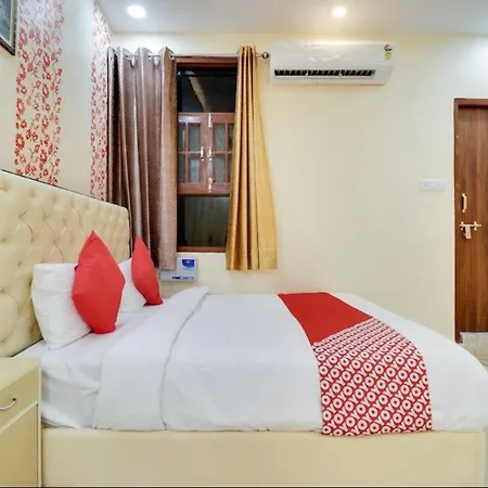 Kings Hotel & Banquet Hall-2