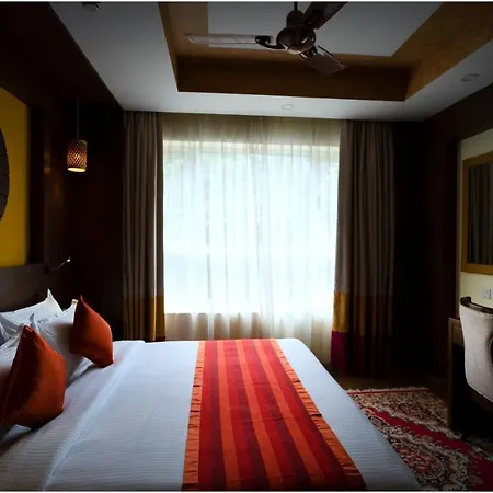 Vivin Luxury Suites-3