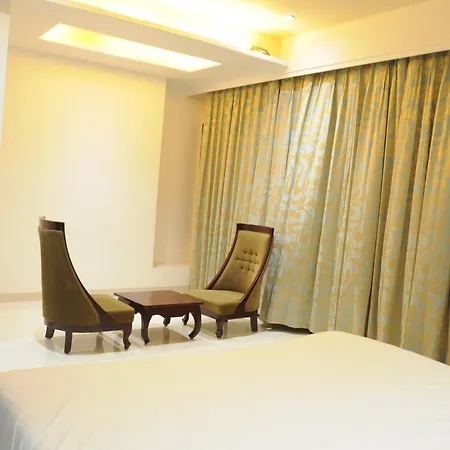 Hotel City Heart Shirdi-2
