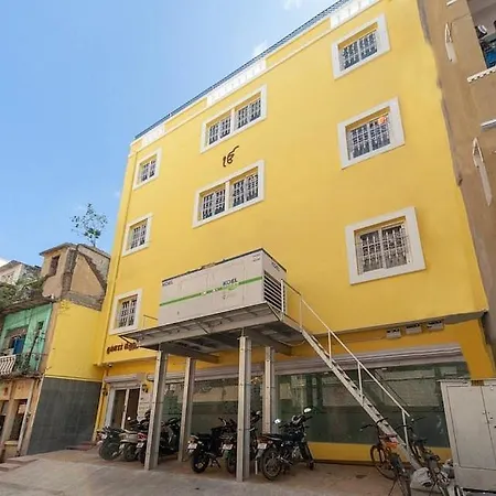 Gulnaar Inn Near Us Counsulate Sankar Nethralaya Apollo Hospital-2