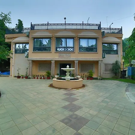 Hotel Shiv Villa-2