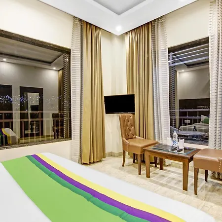 Hotel Crosswinds West-2