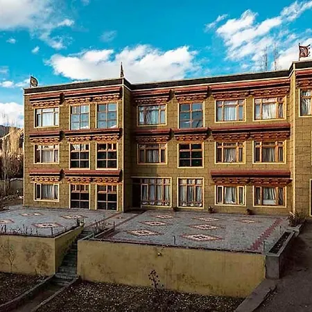 Hotel Alpine Ladakh-2