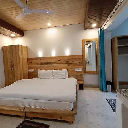 Hill Hoppers Hotel-2