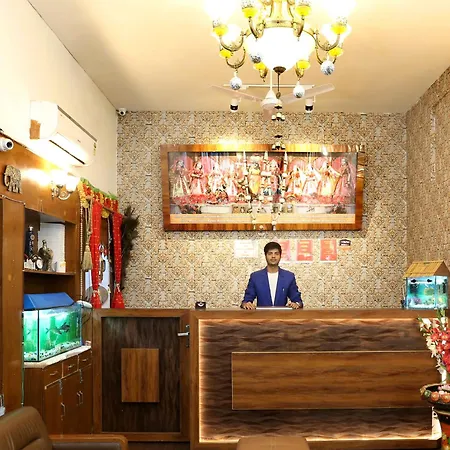 Golden Homestay-3