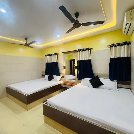 Hotel Holiday Home-2
