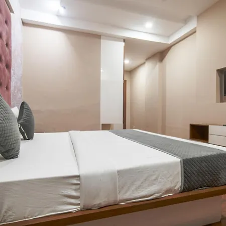 Hotel Miracle 2Km From Mahakal Temple-2