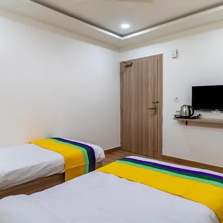 Itsy Hotels Krishna Residency, Govardhan Chauraha-3