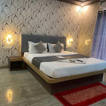 Hotel Golden Galaxy And Restaurant-2