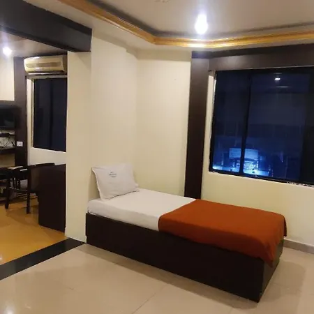 Hotel Happy Rooms-3