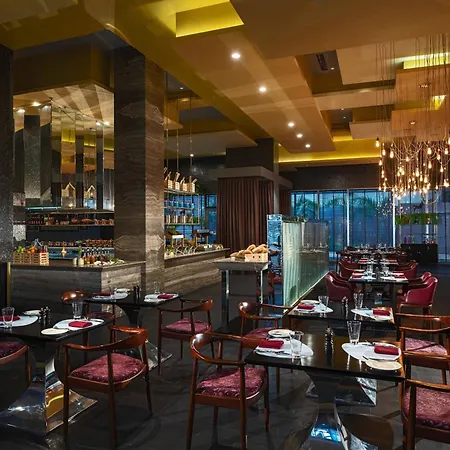 Renaissance Bengaluru Race Course Hotel-3