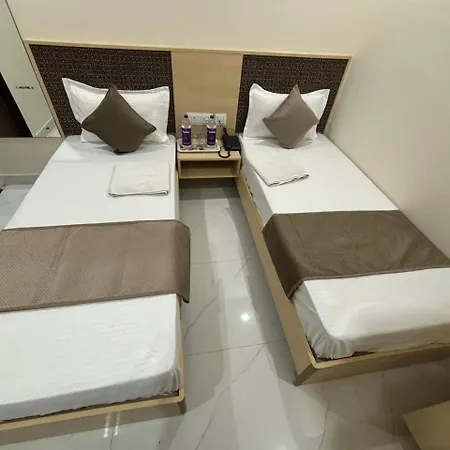 Hotel Silver Moon-200 Meter Jaipur Junction-2