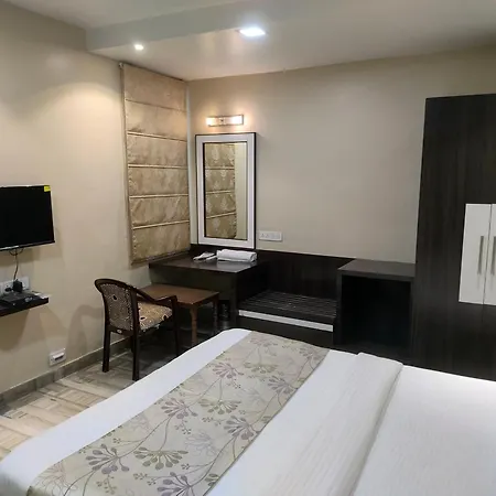 Hotel Royal Ambience-3