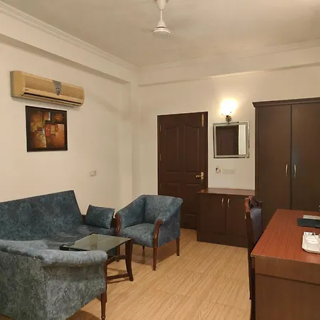 Tavisha Villa Golf Course Mg Road-3