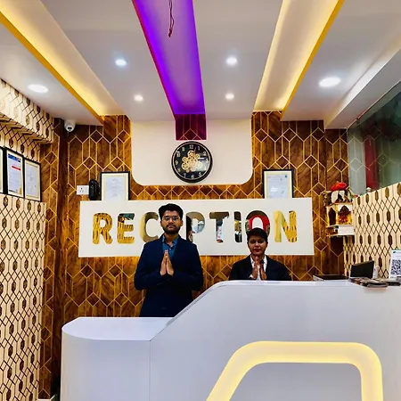Hotel Golden Crystal Best Hotel In Kankarbagh Patna-2