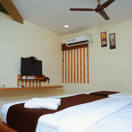 Hotel Annai Bay-2