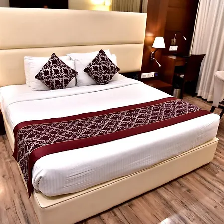 Clarks Inn Suites Gwalior-2