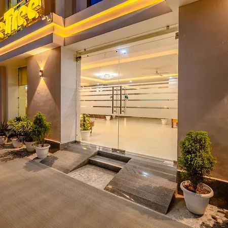 Lime Tree Hotels And Banquet Greater Noida-3