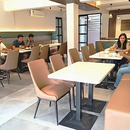 Swarnam Hotel-3