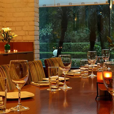 The Metropolitan Hotel & Spa New Delhi-2