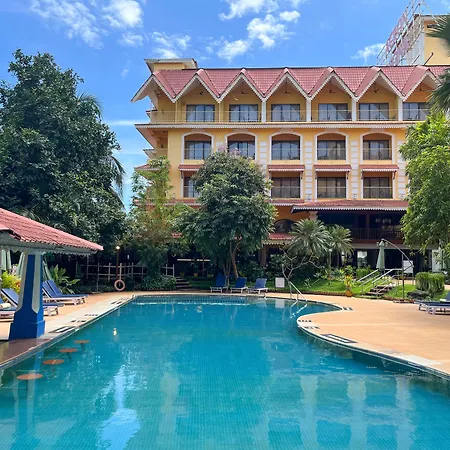 Acron Candolim Regina-2