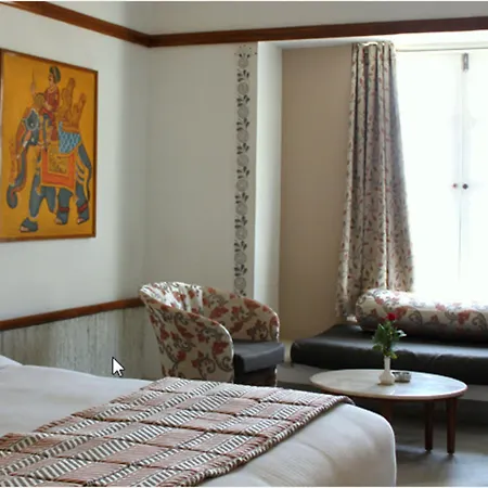Hotel Paras Mahal-2