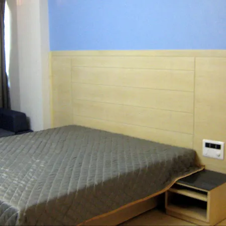 Hotel Raviraj-2