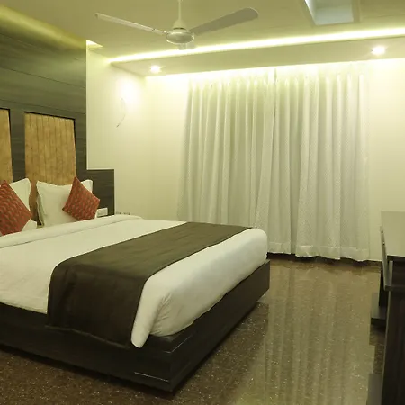 Hotel Roma Kristo Dwarka-3