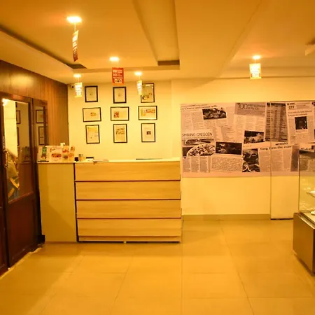 Hotel Palacial Pondi-2