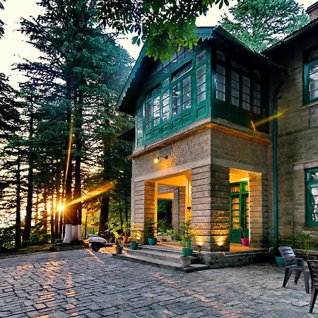 Brij Villa, Dalhousie - A Colonial Luxury Retreat-3