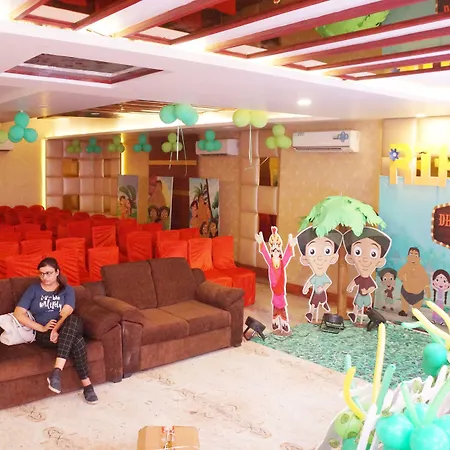 Hotel Shivoy Grand-3